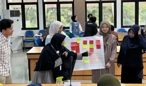 Workshop Bumiritasi yang digelar Komunitas Demi Bumi Palu di Ruang Rapat Bantaya, Sabtu (12/7/2025). (Foto: Prokopim Setda Kota palu/Jufri)