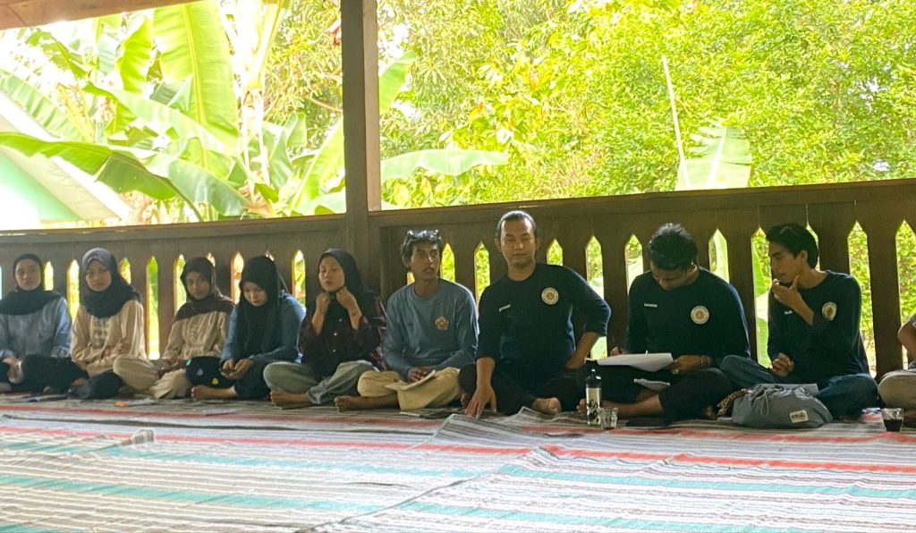 Tentang Sungai di Dolo Selatan dan Komunitas Muda yang Menjaga