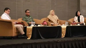 Ketua KKMD Provinsi Sulteng Prof Yusran (kedua kiri) pada Rakor Rencana Aksi KKMD SUlteng di Palu, Senin (27/4/2026). (©KKMD Sulteng)
