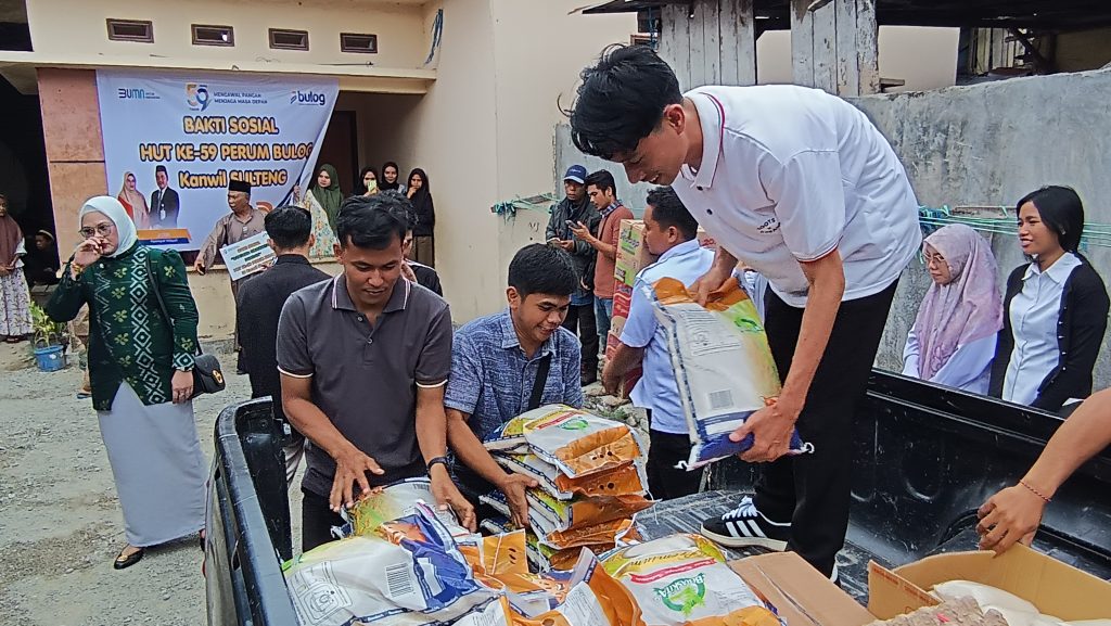 HUT ke-59 Perum Bulog, Bulog Sulteng Gelar Bakti Sosial di Dua Panti Asuhan