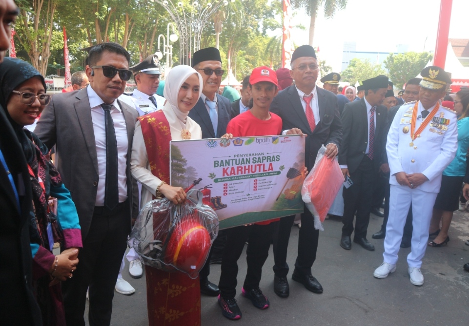 Karhutla Mengintai, MPA Sulteng Dibekali Peralatan Pemadam